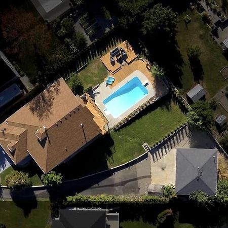 Luxurious 5 Bedroom House With Pool & Sauna 西基隆拿 外观 照片